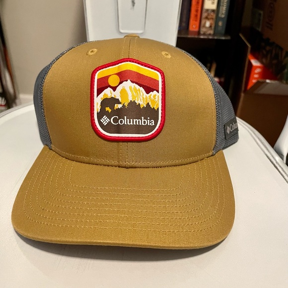 Columbia SnapBack Brown With Blue Mesh Unisex Hat With Patch. NWT - Picture 1 of 7